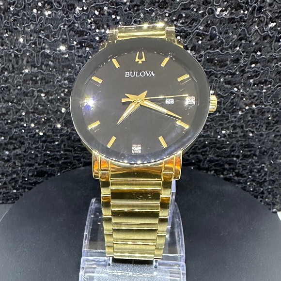 Men's New Bulova with Diamonds at the 3, 6, and 9 O'clock Positions - Picture 1 of 3